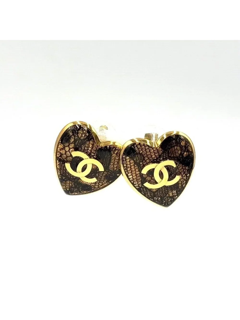 Chanel CC Logo Heart Motif Metal Resin Gold Earrings